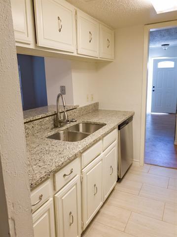 Photo - 8560 Park Ln Unidad 130