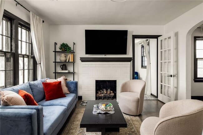 3373 La Vista Dr