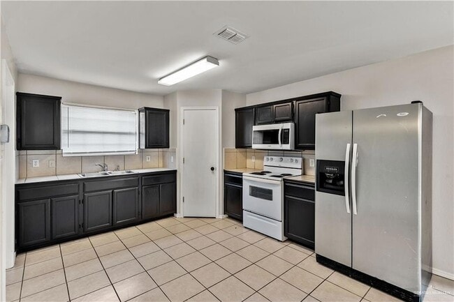 Photo - 4416 Thunderbird Ave