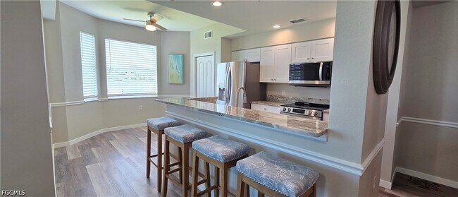 Building Photo - 16635 Lake Cir Dr Unit 612