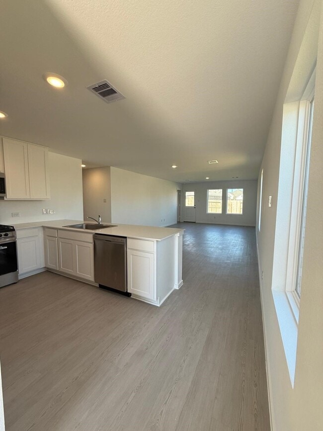 Photo - 3093 Fantasy Ter Dr