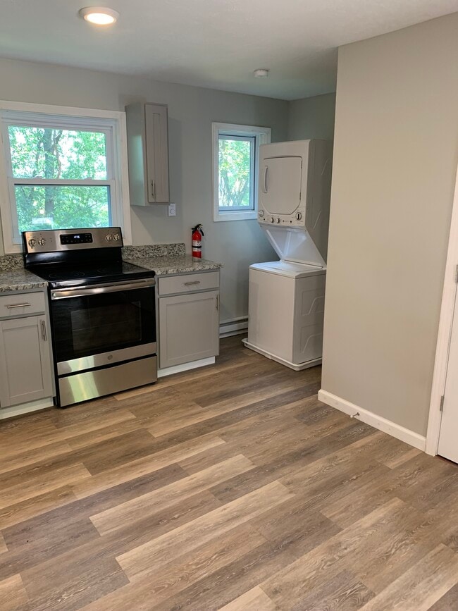 kitchen - 1406 8th Ave