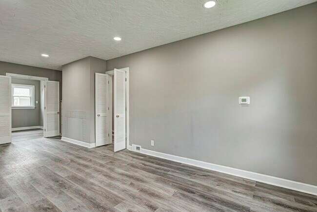 Photo - 601 Walnut St