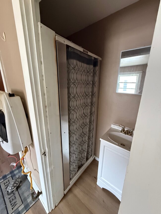 Photo - 254 W Main St Unit 3