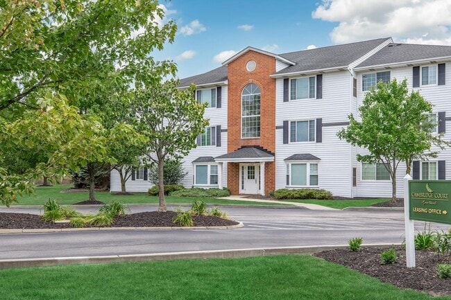 Cambridge Court Apartments
