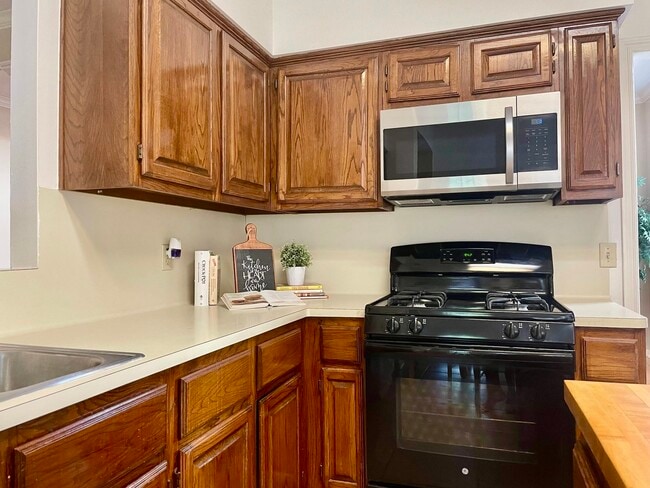 Photo - 14527 Circlewood Way