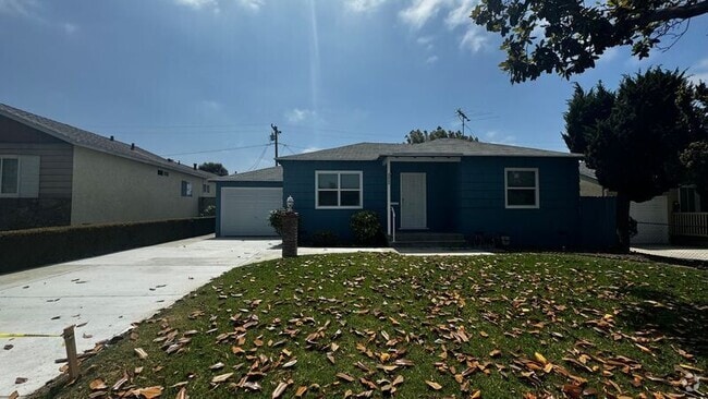 Building Photo - 8820 Strub Ave Rental