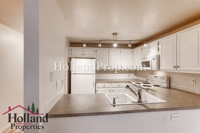 Photo - Great NW Portland Condo in Rock Creek ready for you!