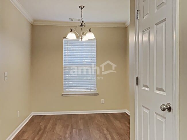 Photo - 171 Fox Glen Ct