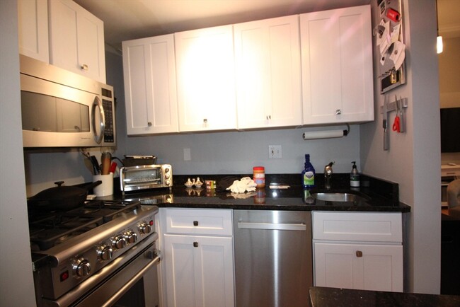 Photo - 308 Shawmut Ave Apartment Unit 2