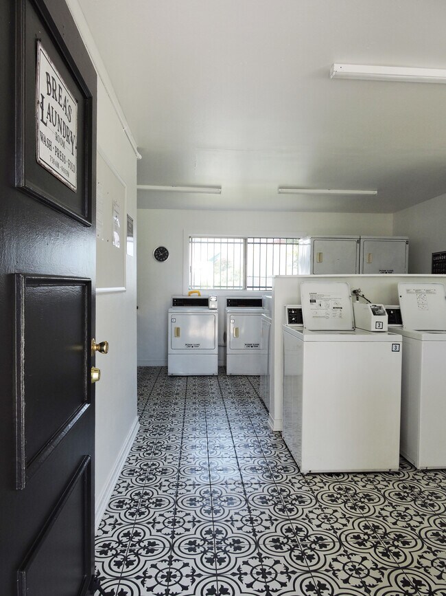 La Casa Brea Apartments For Rent in Brea, CA