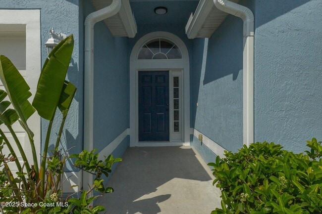 Photo - 1733 La Maderia Dr