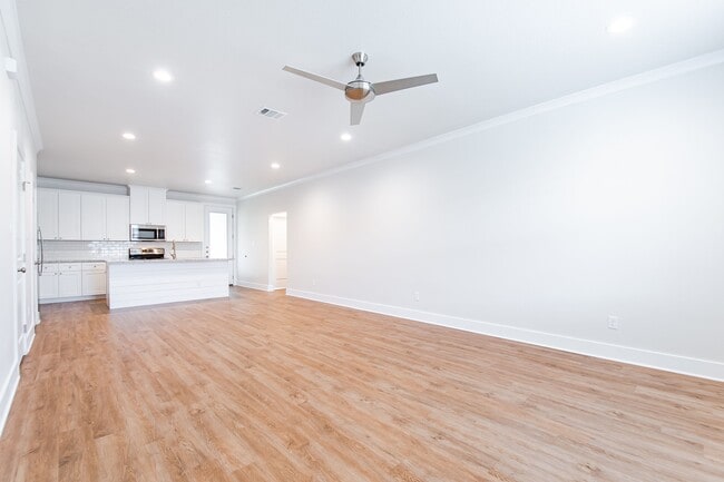 511 Dominik Dr