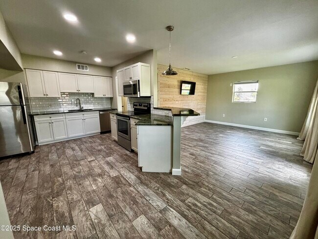 Photo - 1525 Island Dr Casa