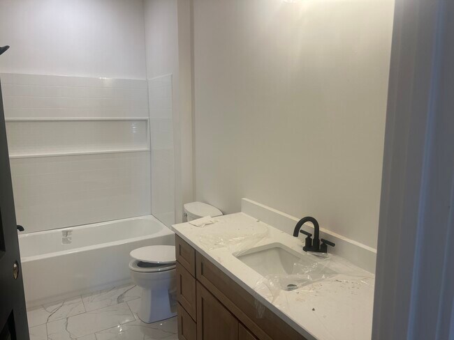 Photo - 205 Walker St Unit A