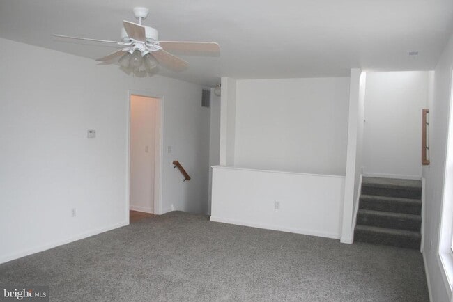 Photo - 67 Downey Oak Cir