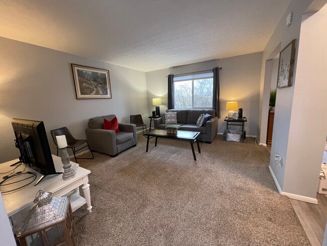 Photo - 27 Mayapple Ln