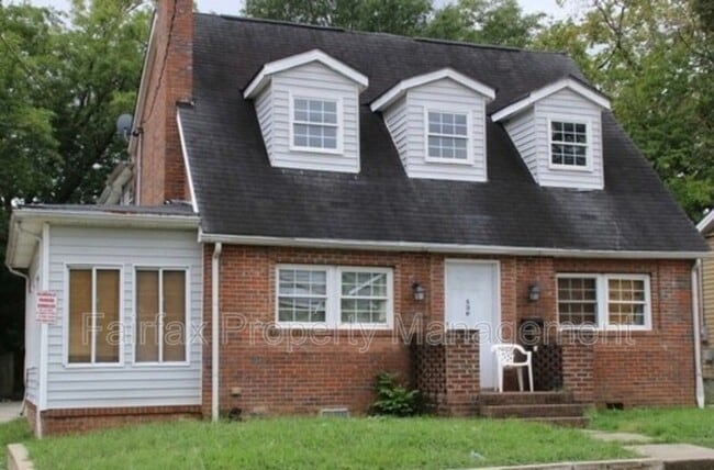 Building Photo - 508 Massey Ave
