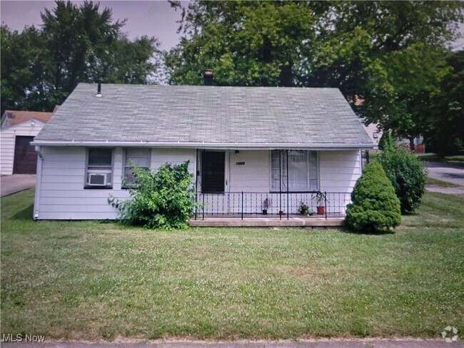 Building Photo - 1324 Humbolt Ave Rental