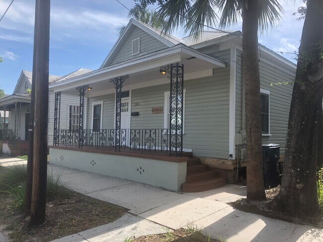 Historic Ybor City Bungalow - Historic Ybor City Bungalow House