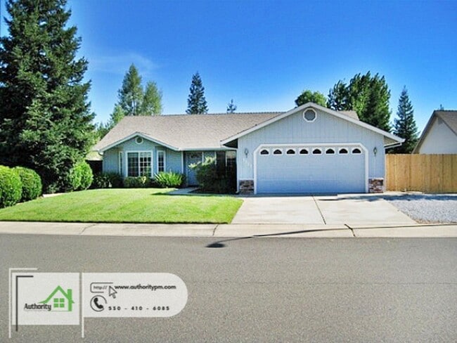Building Photo - 3323 Forest Homes Dr
