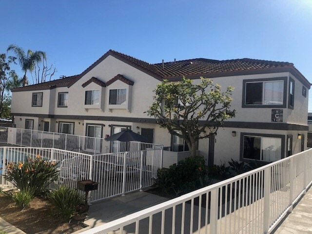 Villa Nova Townhomes