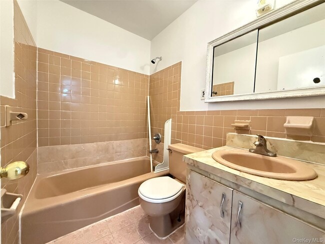 Photo - 157-54-157-20 20th Rd Unit 2 FL