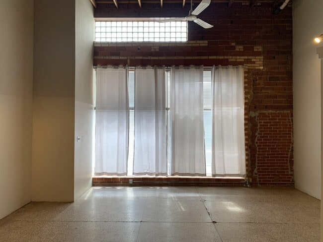 Photo - 1401 Avenue J