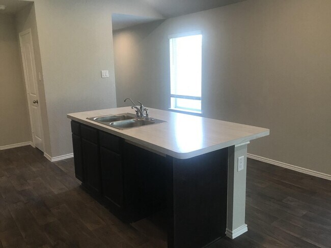 Photo - 16817 Lonely Pines Dr