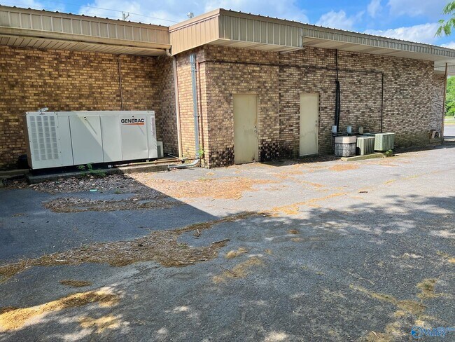 Photo - 301 W Main St