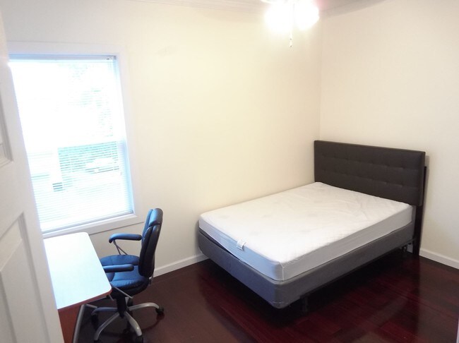 Photo - 137 Lexington Ave Unidad 1