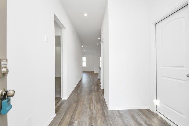 Photo - 40427 Basalt Elm Rd
