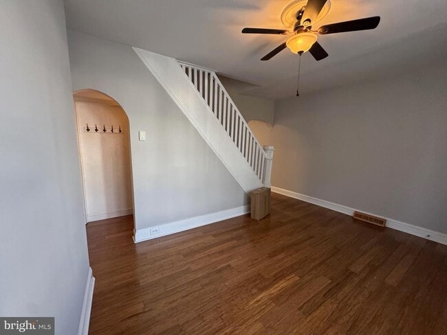 Photo - 317 W 4th Ave