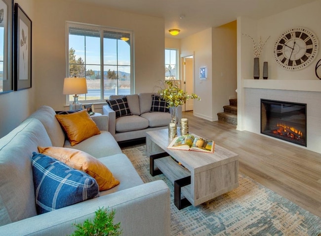 Photo - Cozy 3 Bed, 2.5 Bath Townhome in Prime Location!