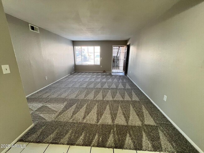 Photo - 1927 E Hampton Ave Unit 136