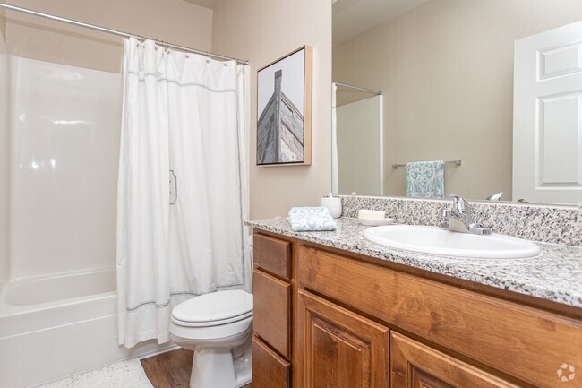 2 BR, 2 BA - 1126 SF