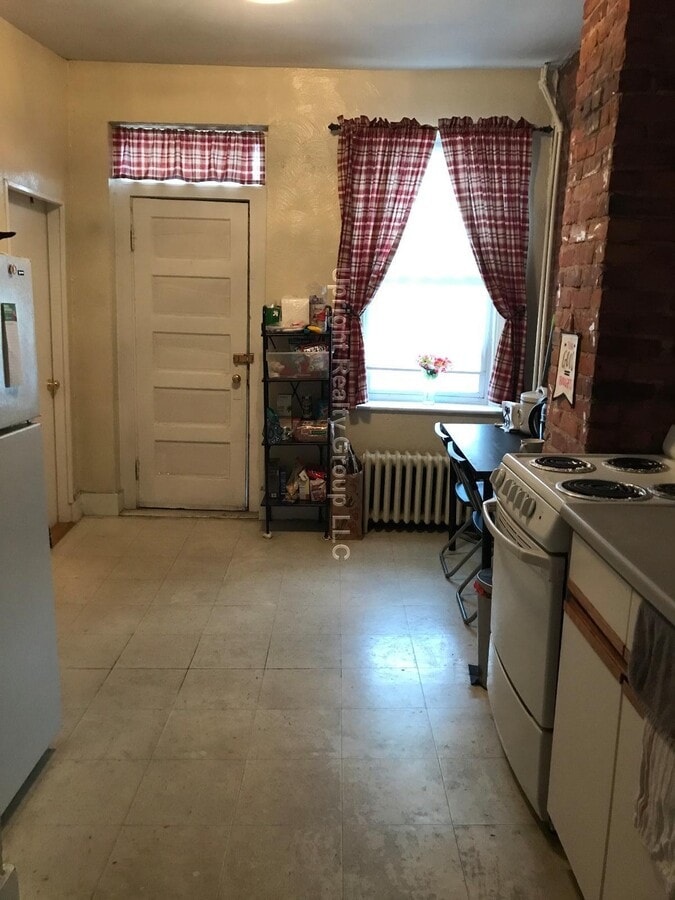 Photo - 75 S Huntington Ave Unit 3