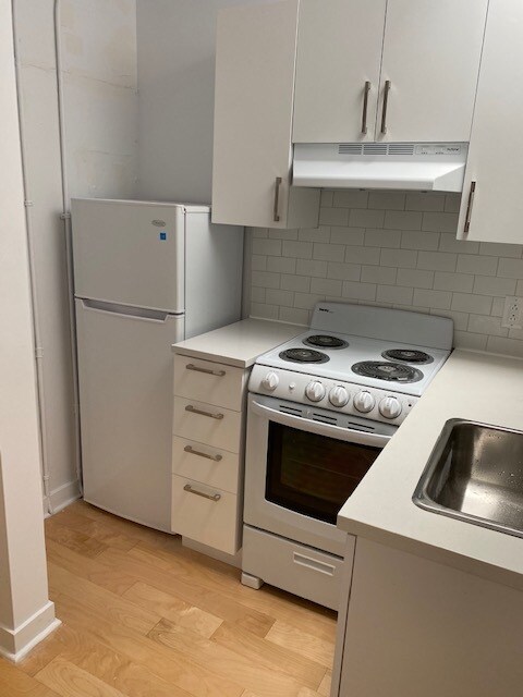 Photo - 5491 Av. Victoria Unité 109A