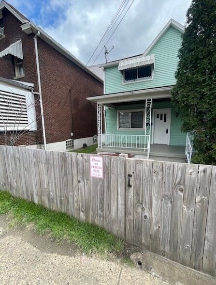 Photo - 101 River Ave House