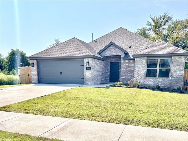 Photo - 700 W Taylor St