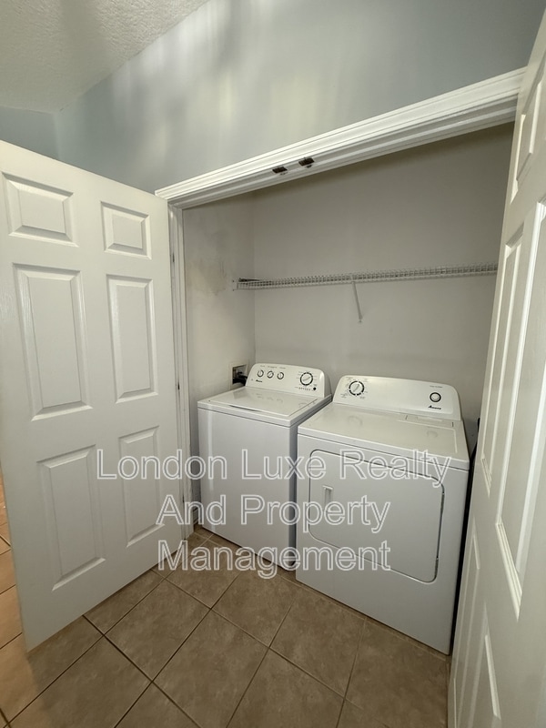 Photo - 7990 Baymeadows Rd