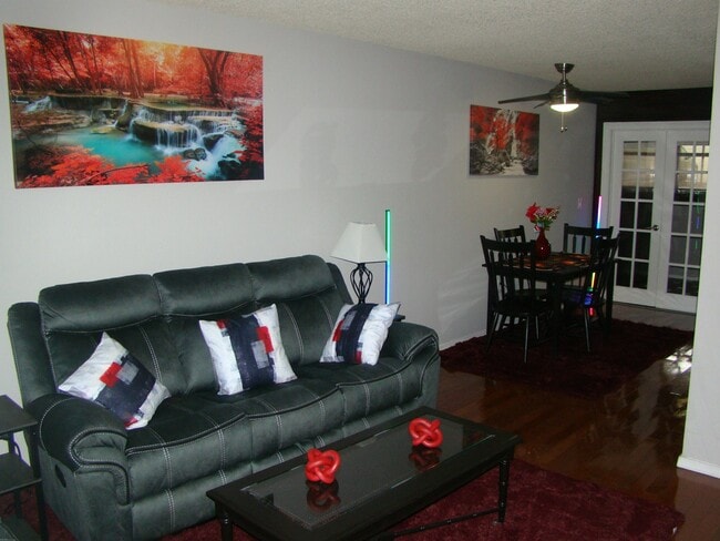 Photo - 461 W Holmes Ave Unit 164