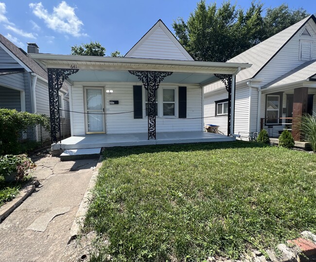 Building Photo - 641 Tenny Ave Rental