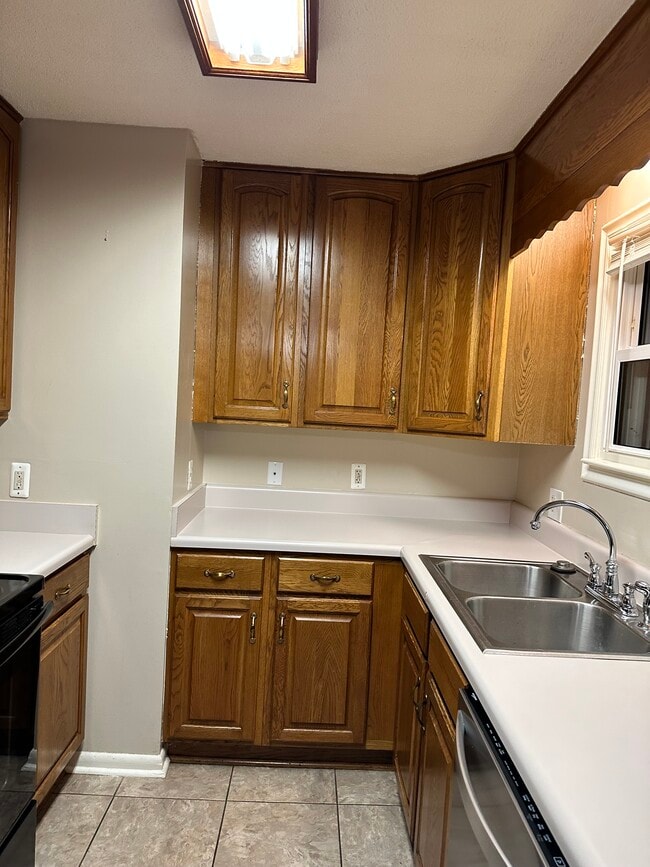 Photo - 175 Woodland Dr