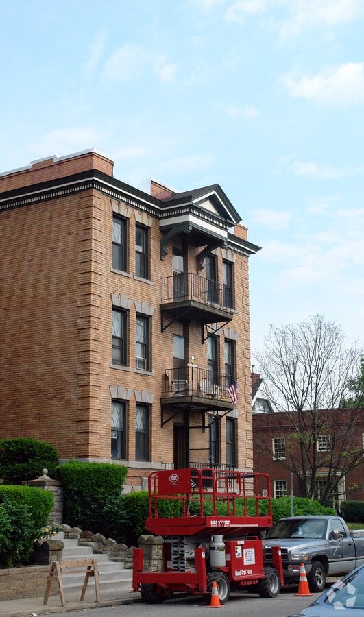 Photo - 732 S Millvale Ave