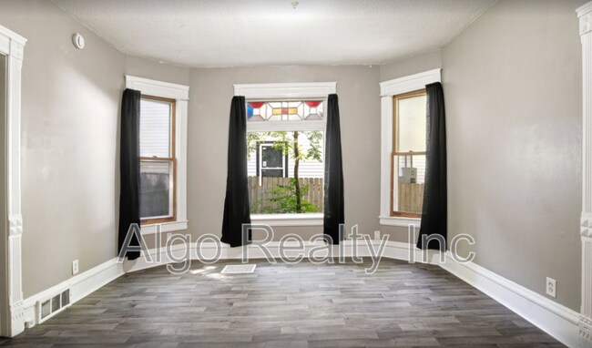 Photo - 2923 N Girard Ave