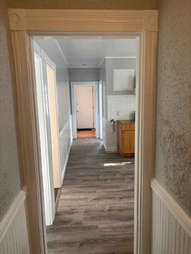 112 Pomona Ave Unit 1