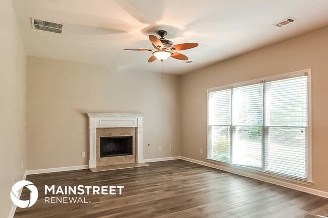 Photo - 417 Moonlit Trail