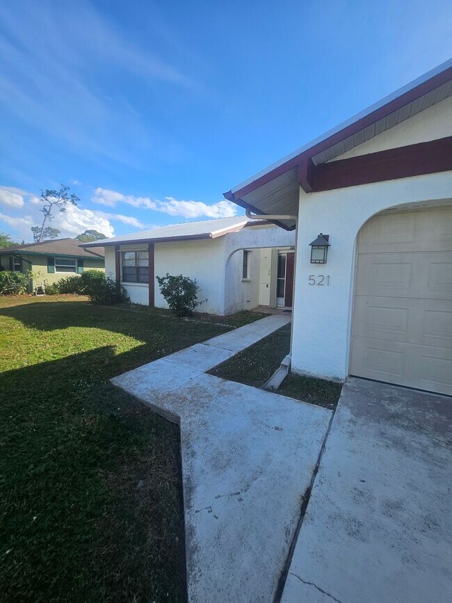 Photo - Port Charlotte home