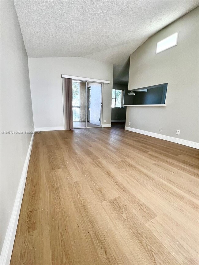 Photo - 9855 Westview Dr Unit 728